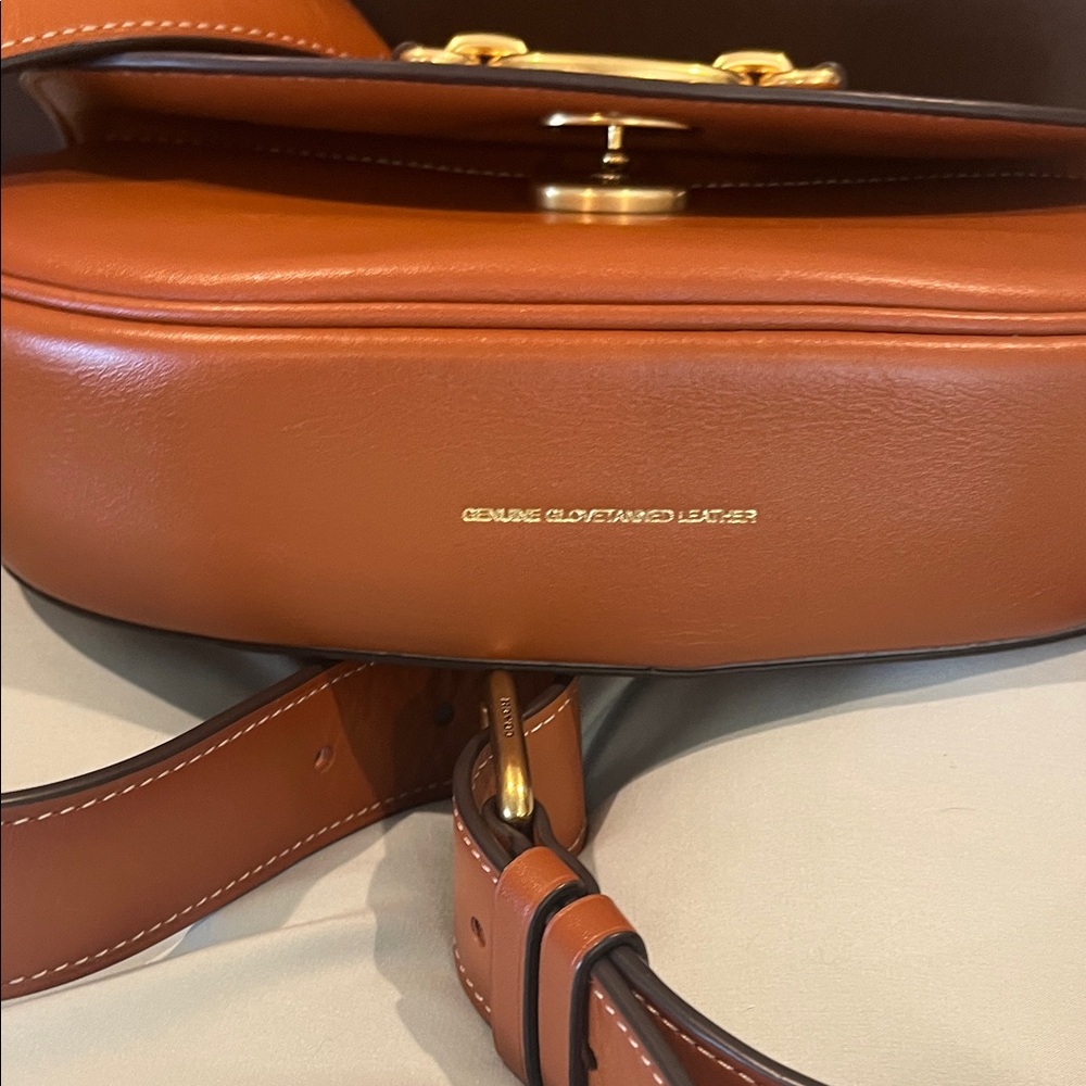 Coach Brown Leather Crossbody Bag with Gold Accents - Picture 4 of 10